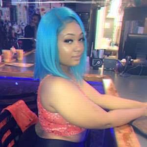 Meet your Posher, Kristina